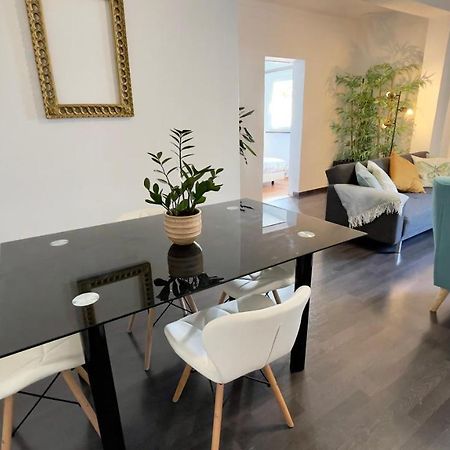 Apartamento T2 Com Terraco Grande Διαμέρισμα Quarteira Εξωτερικό φωτογραφία