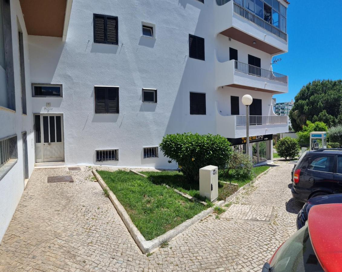 Apartamento T2 Com Terraco Grande Διαμέρισμα Quarteira Εξωτερικό φωτογραφία